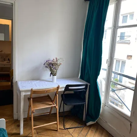 Appartement Bien Place Parigi Esterno foto